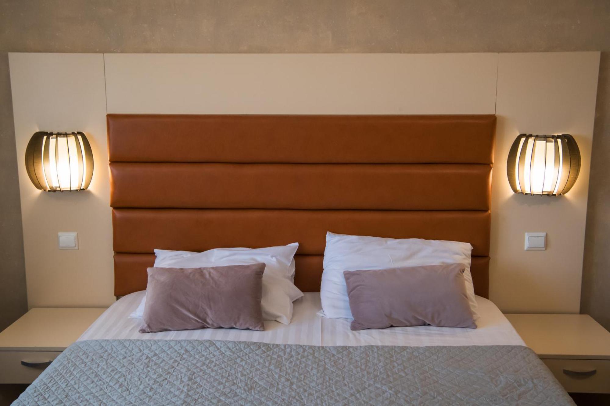 Mbi Travel Inn クラヨーヴァ エクステリア 写真